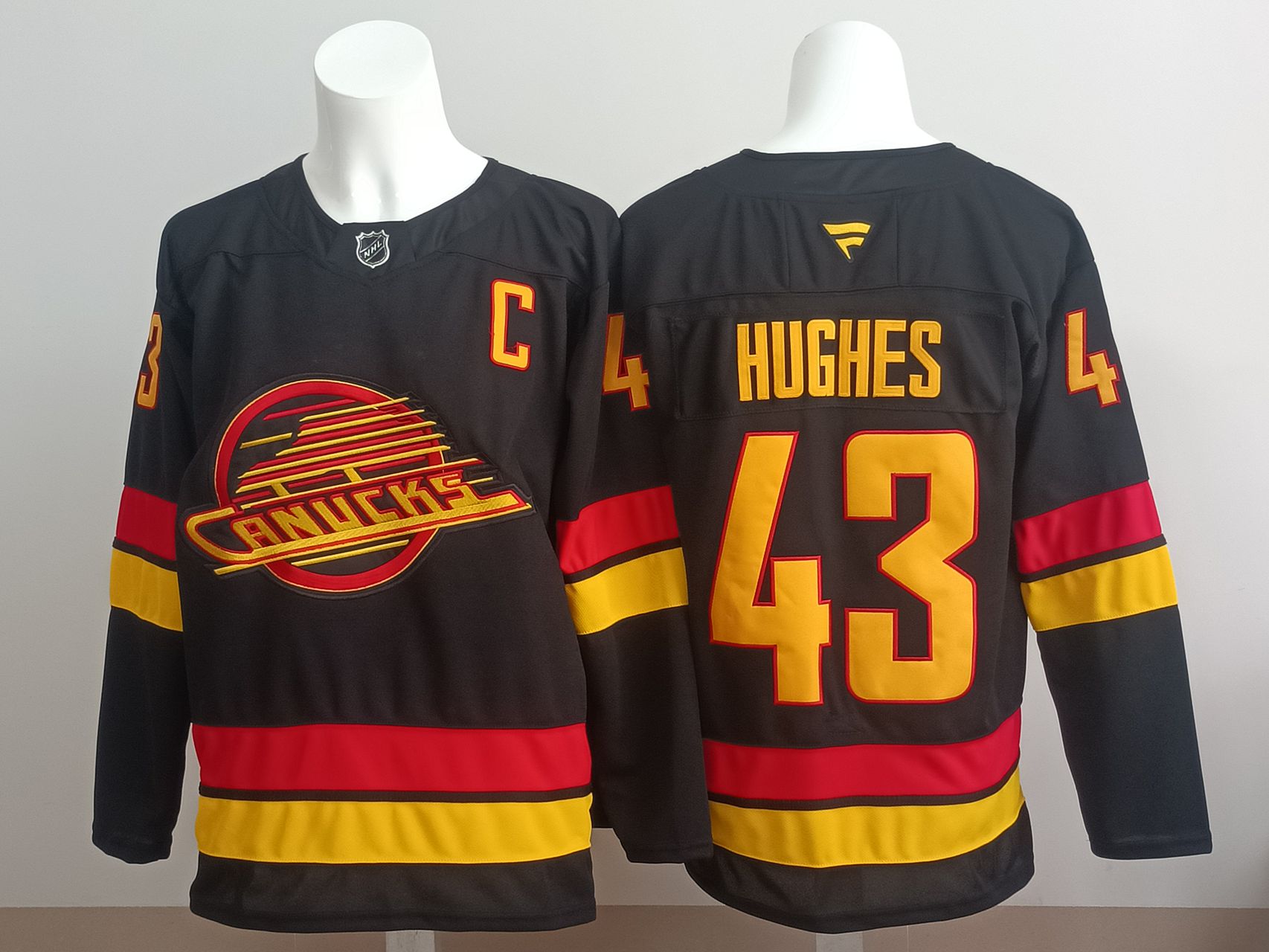 Men 2025 Montreal Canadiens #43 Hughes Black NHL Jersey style 01